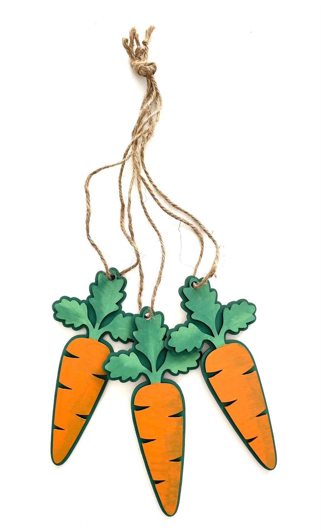 DIY Carrot Easter Basket Hanger